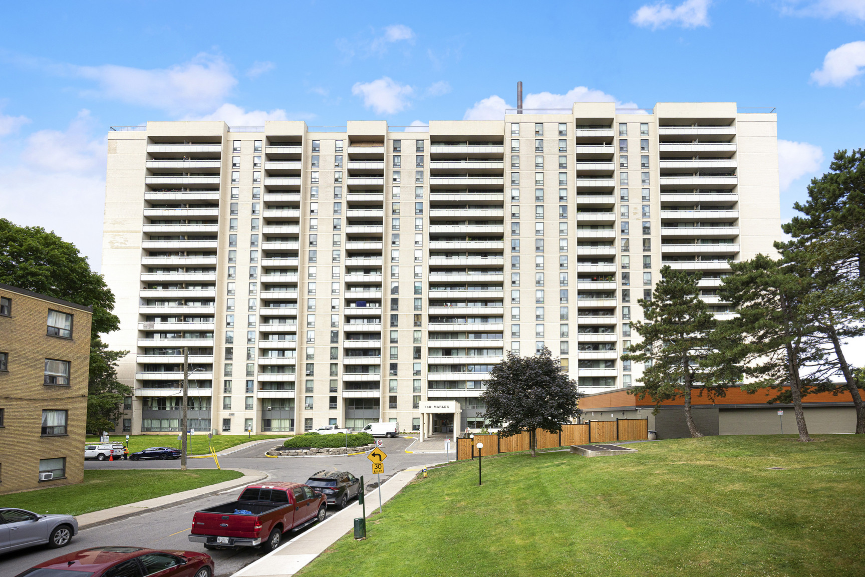 Rosebury Square - Photo 32