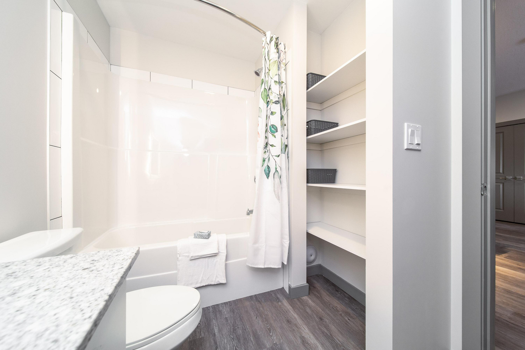 Tamarack Heights Apartments - Photo 102