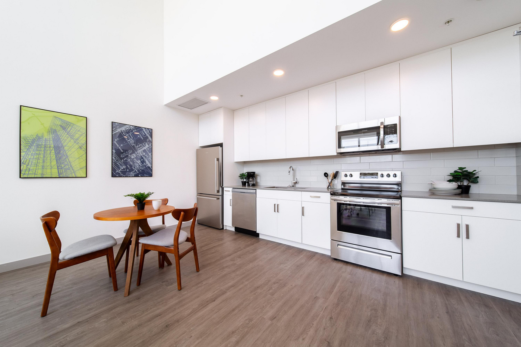 North Point Live-Work Lofts - Photo 8