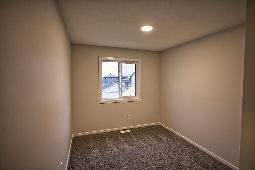 Hunter Place- SPRUCE GROVE - Photo 31