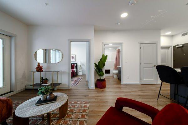 Elmora Apartments Meadowlark - Photo 8
