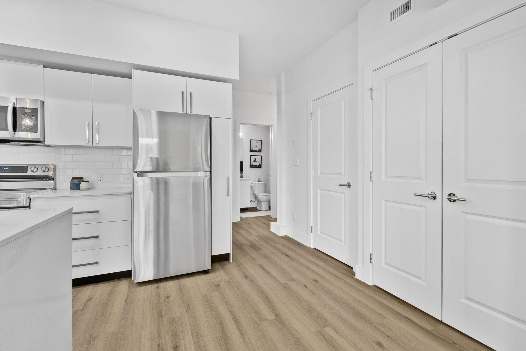 Esprit Living Apartments - Photo 5