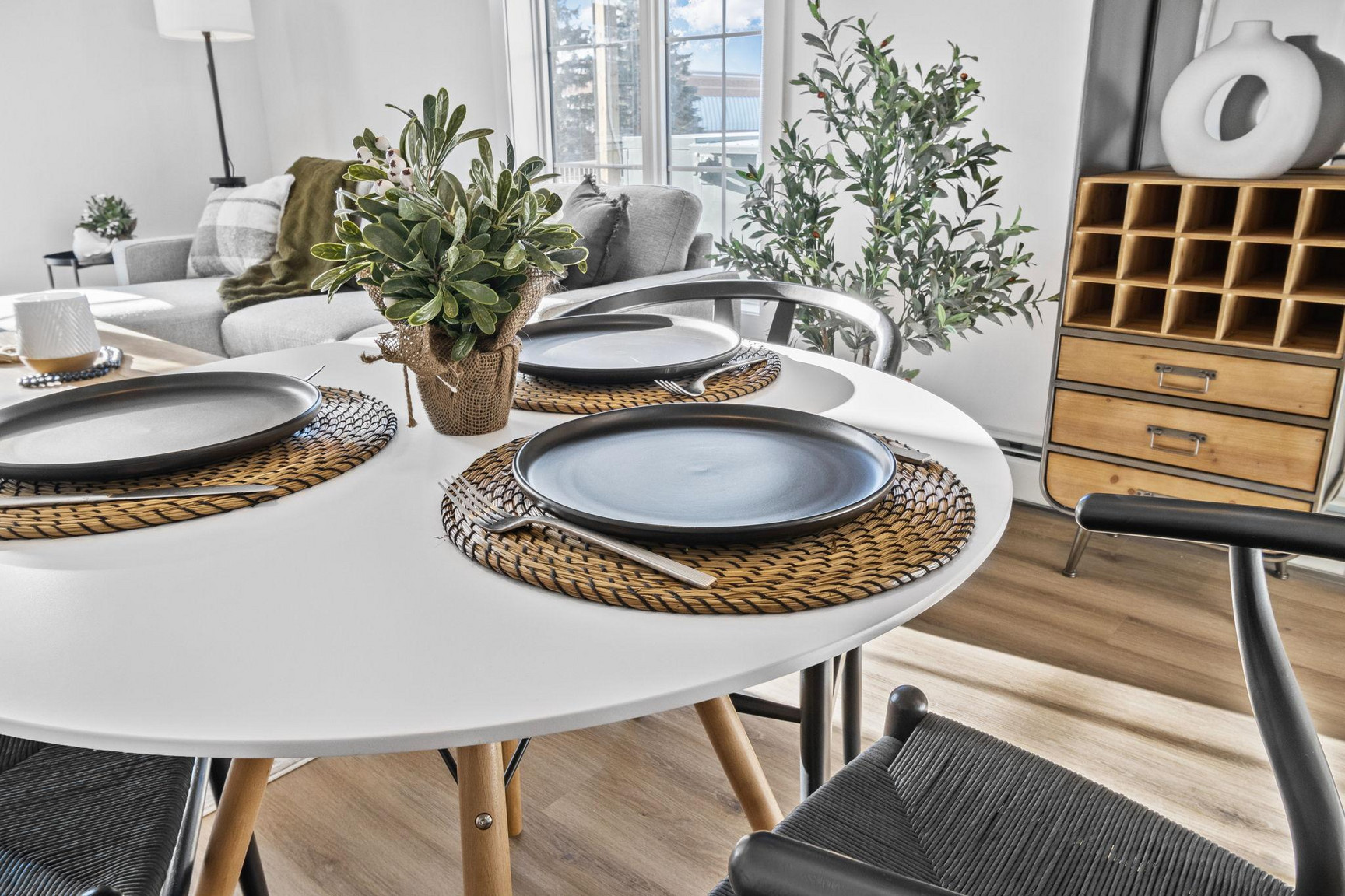 Esprit Living Apartments - Photo 16