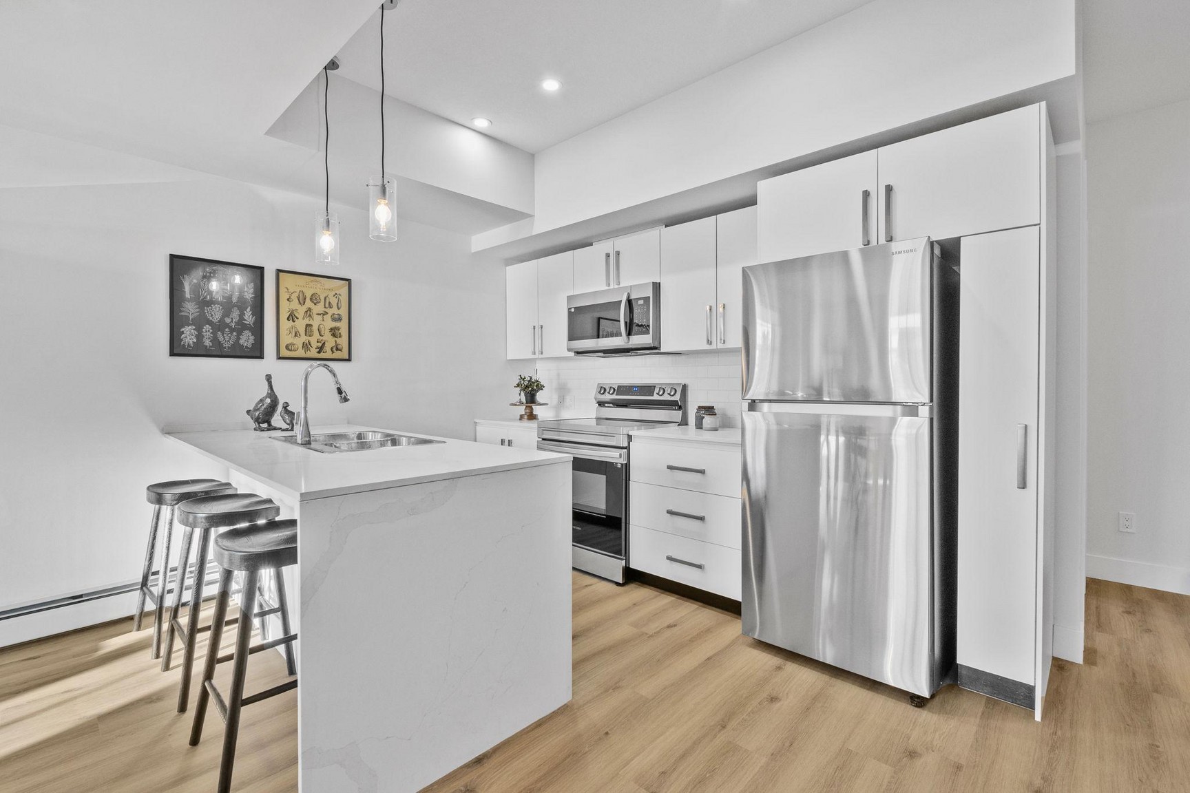 Esprit Living Apartments - Photo 18