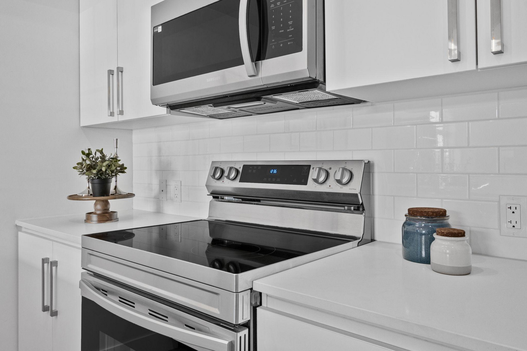Esprit Living Apartments - Photo 23