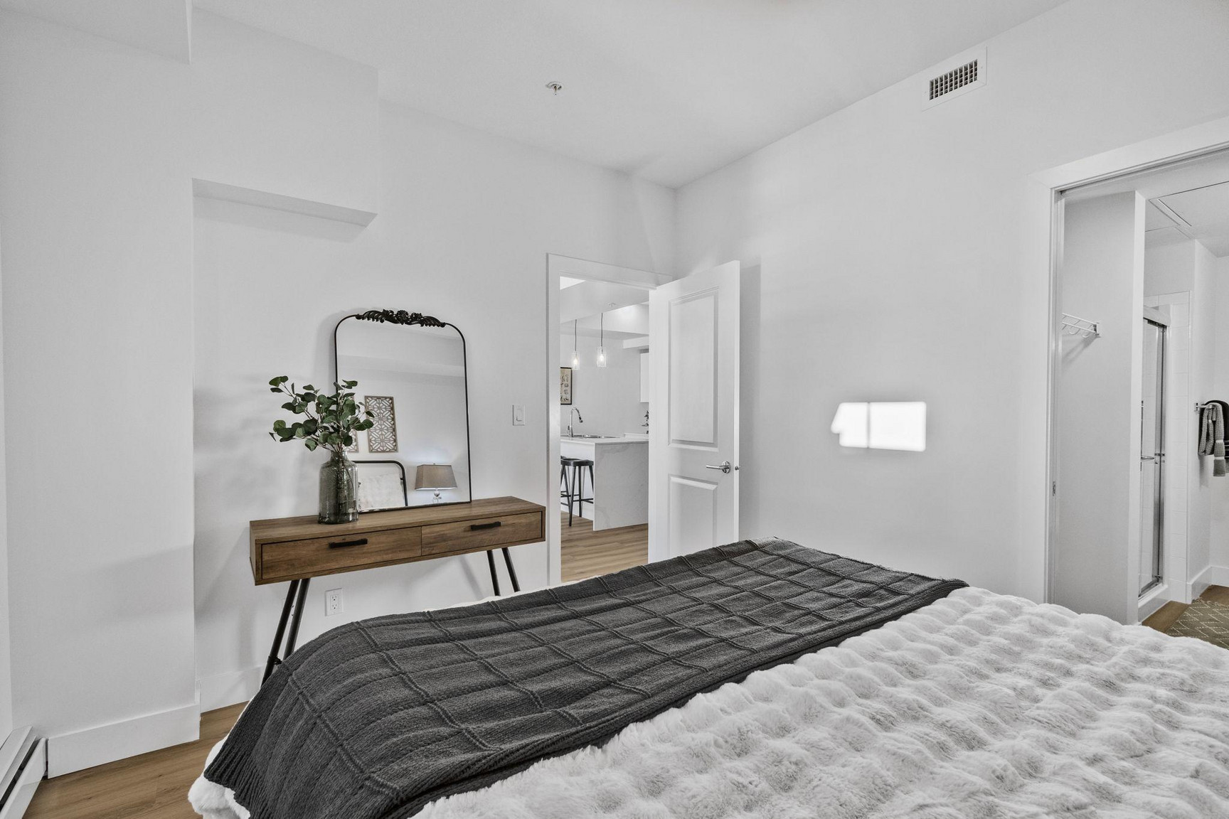 Esprit Living Apartments - Photo 37