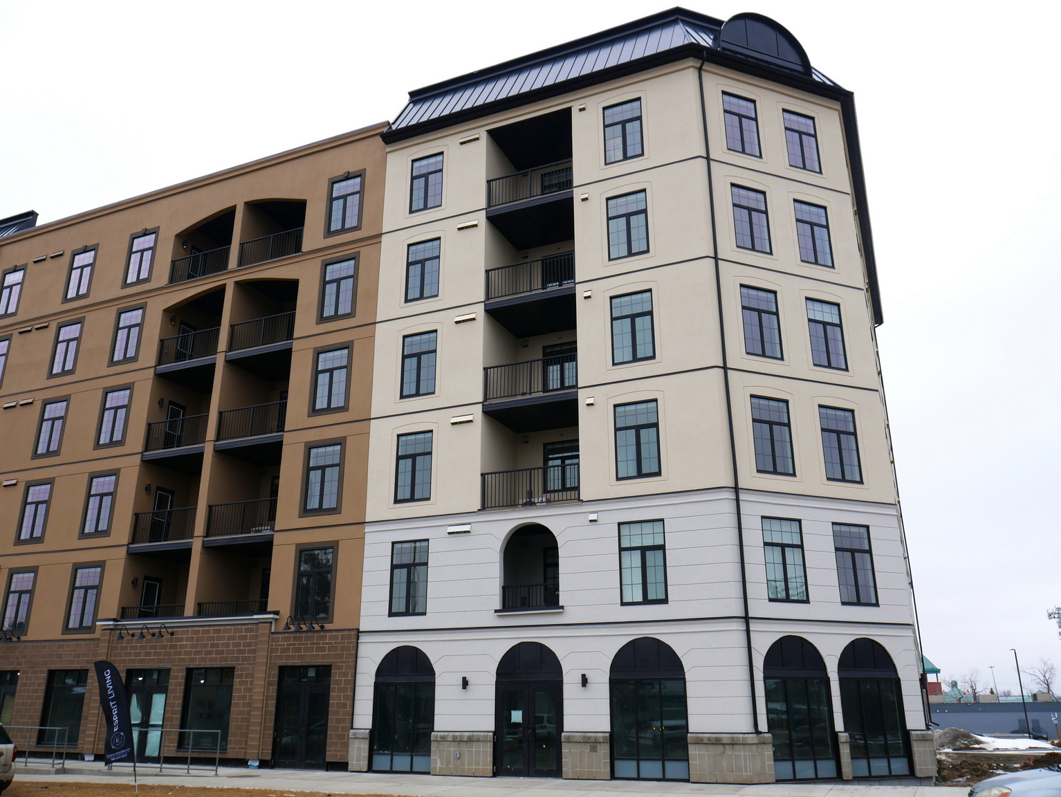 Esprit Living Apartments - Photo 39