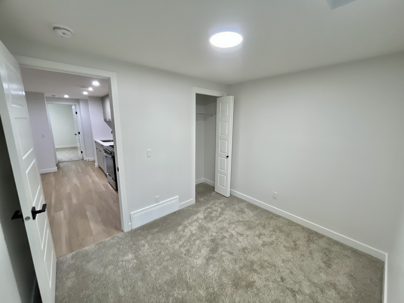 280 Paterson Link SW, Lower - Photo 24