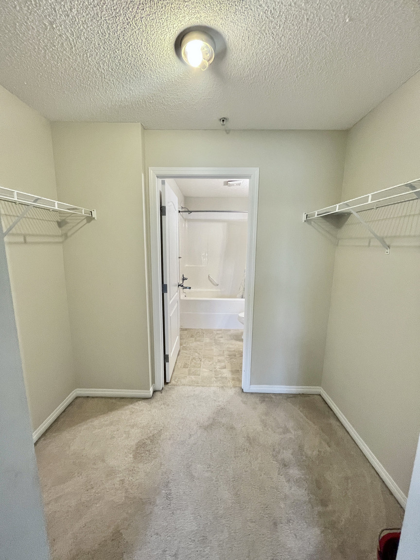 7120, 7327 Terwillegar Drive - Photo 17