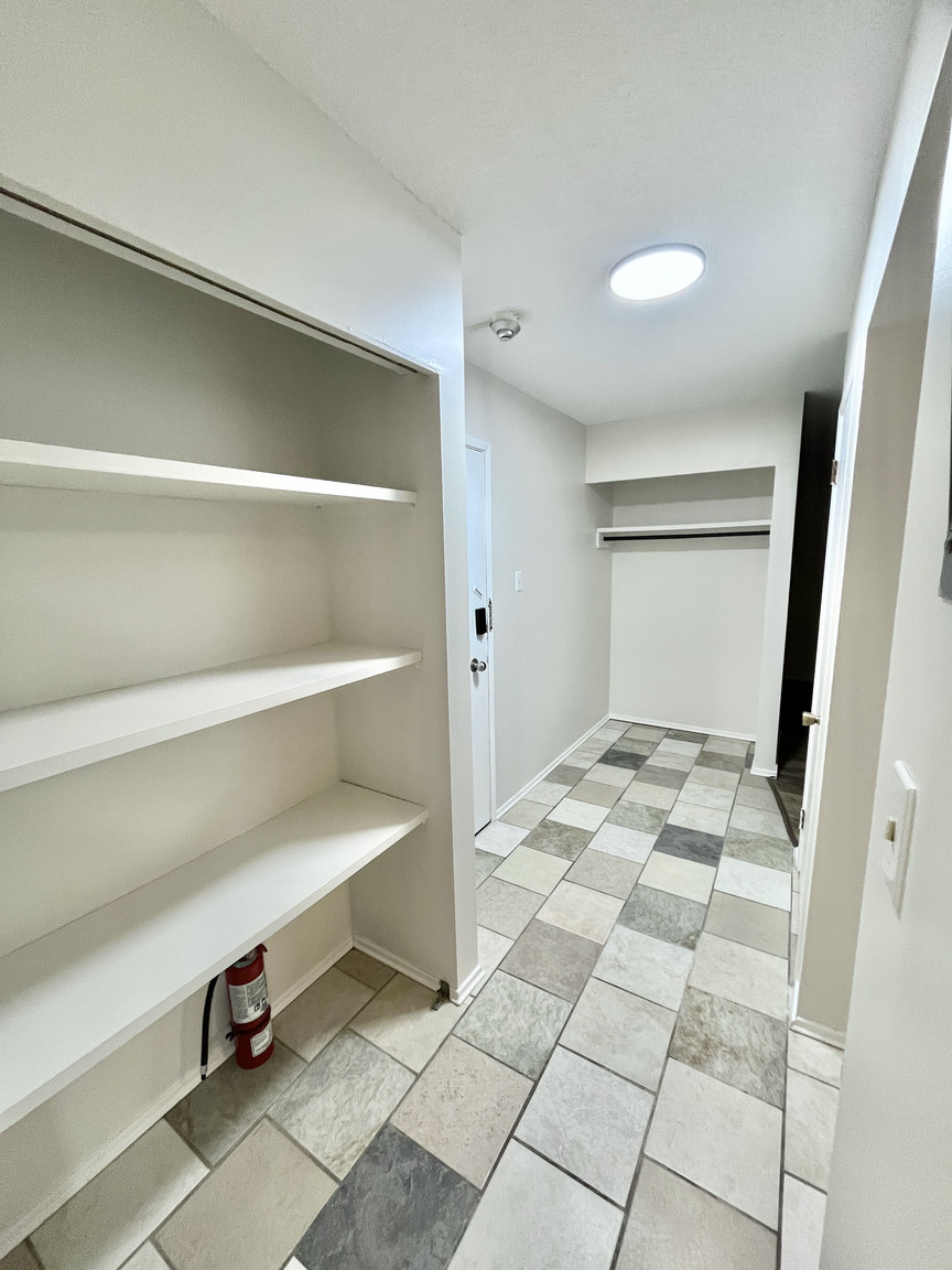 101, 11832-105 Street - Photo 10