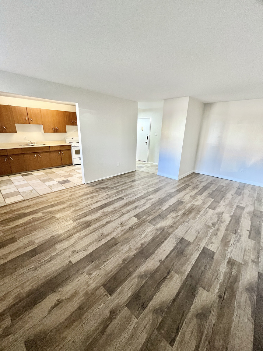 101, 11832-105 Street - Photo 5