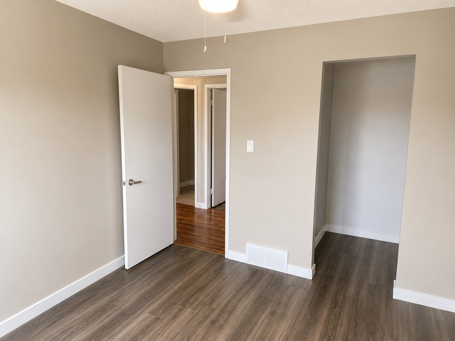 5119-55 Avenue, Upper - Photo 22