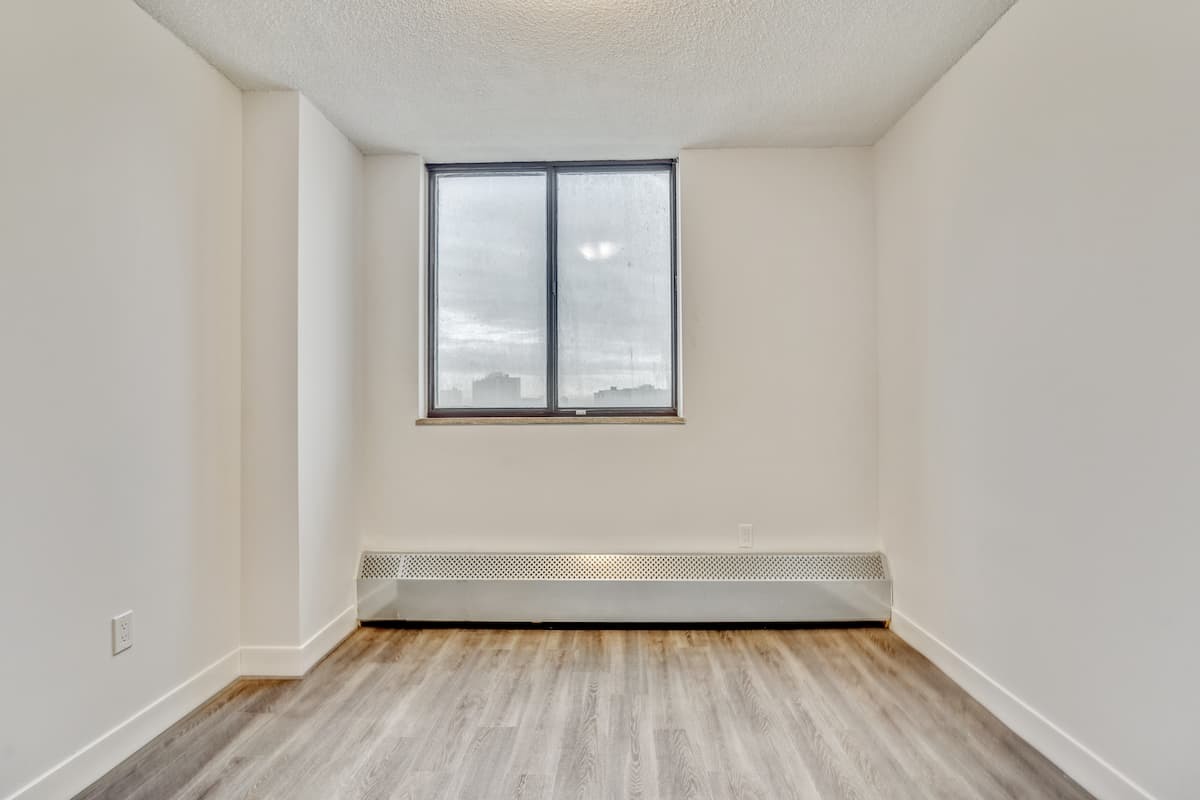 San Romanoway Apartments - Photo 12
