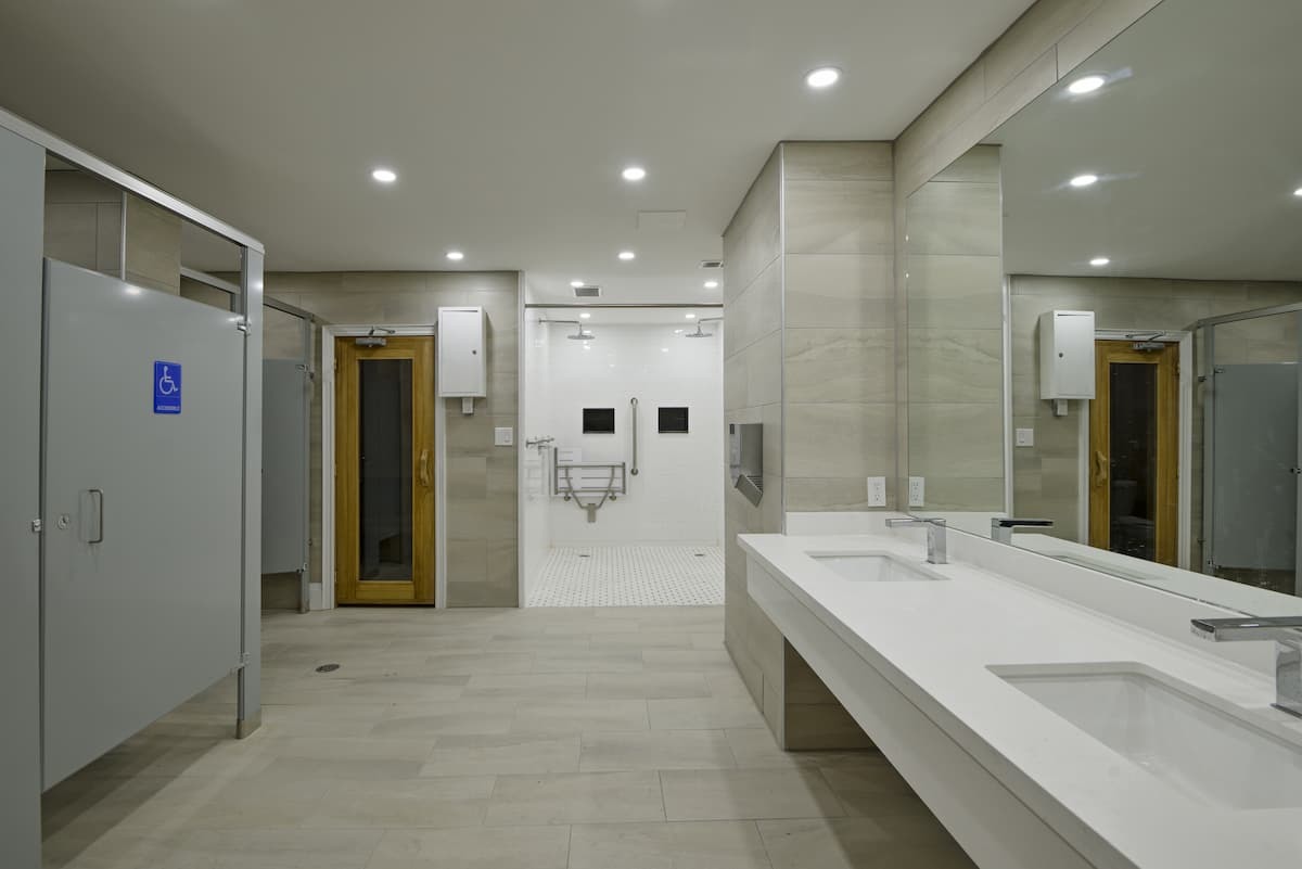 Davisville Village Apartments - Photo 11