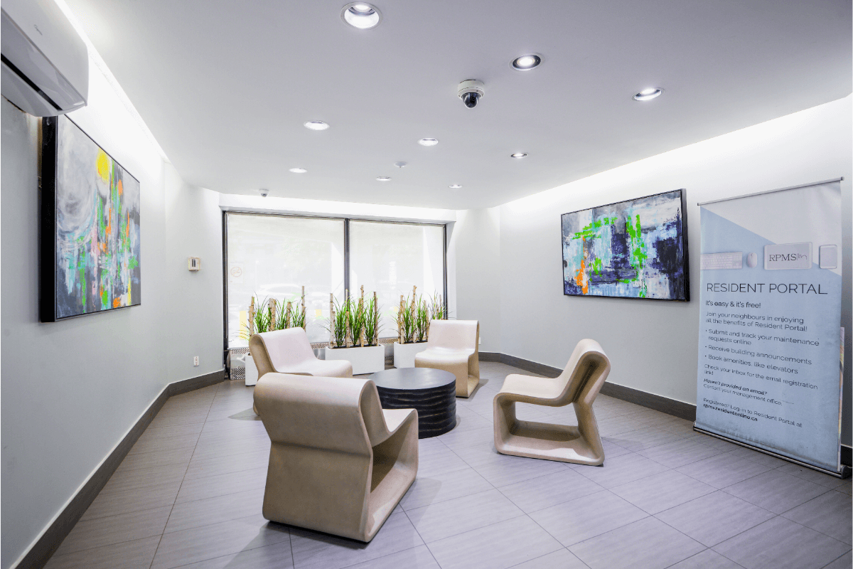 Huntley Apartments - Photo 4