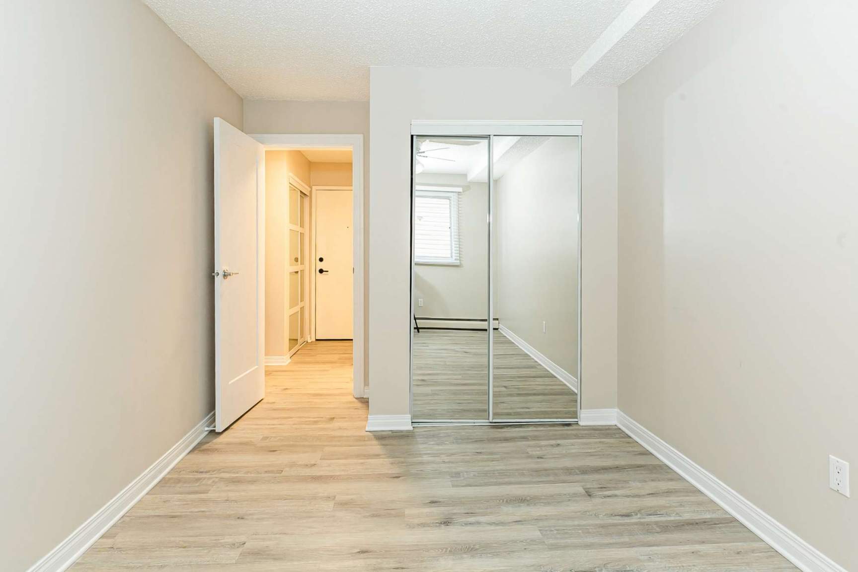 Parkview Place Apartments - Photo 7