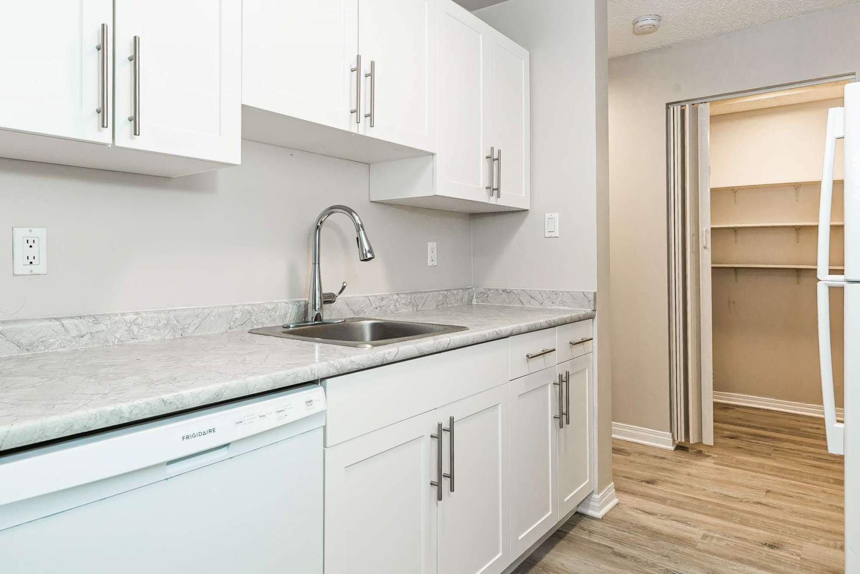 Parkview Place Apartments - Photo 12