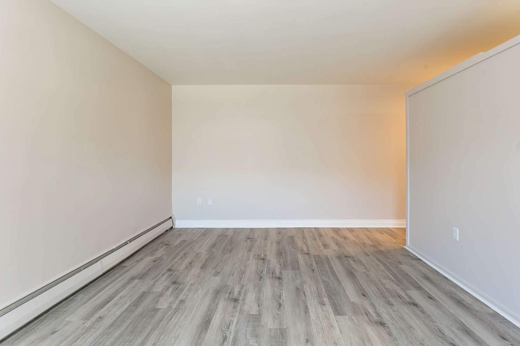 Groat Estate Apartments - Photo 21