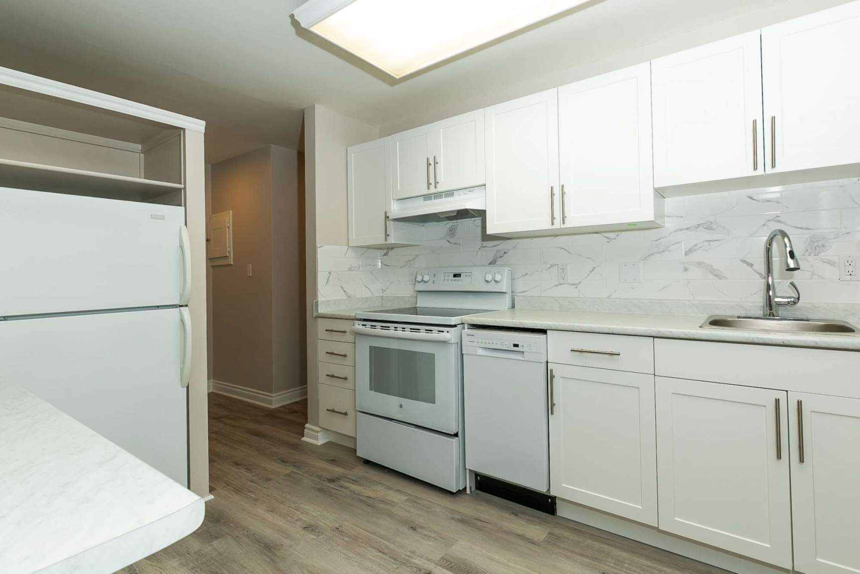 Groat Estate Apartments - Photo 27