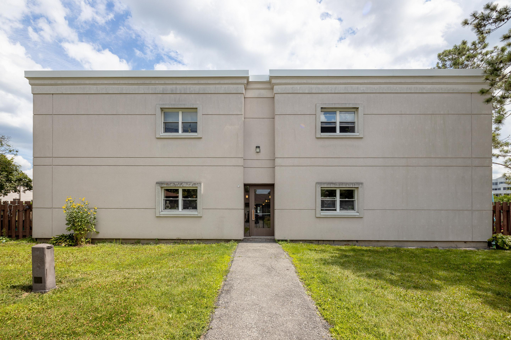 Regency Court Apartments - Photo 21