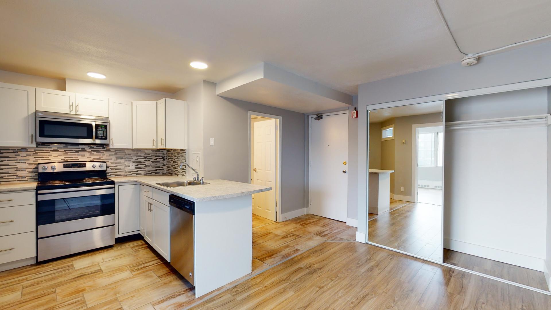 Enfield Apartments - Photo 27