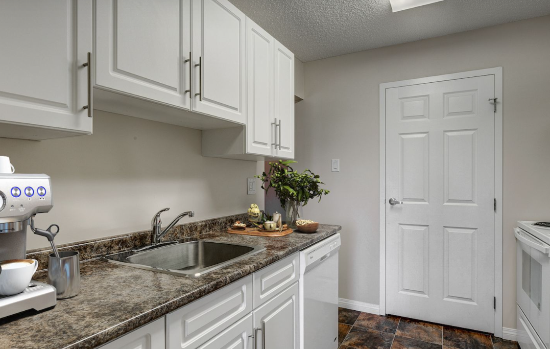 Huntington Place - Photo 5