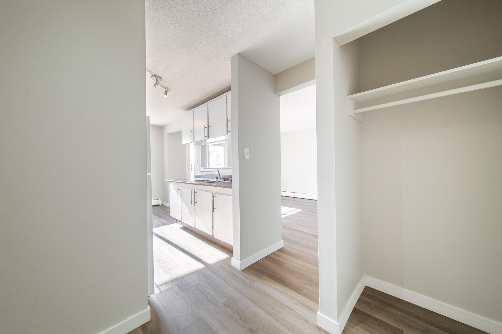 River Heights - Photo 12