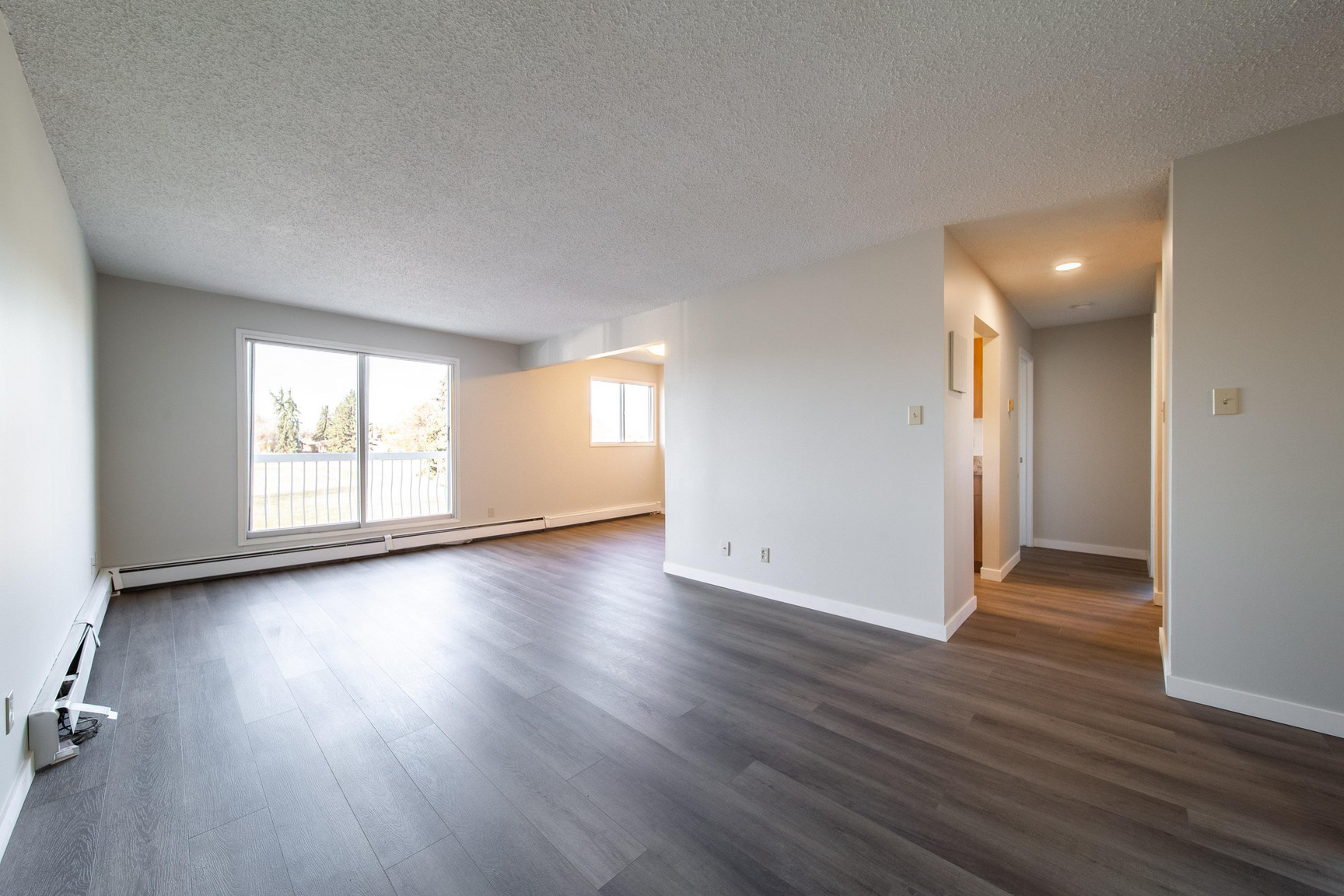 Meadowview Apartments - Photo 3