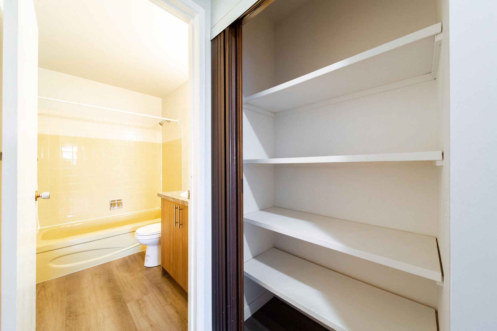 Meadowview Apartments - Photo 16
