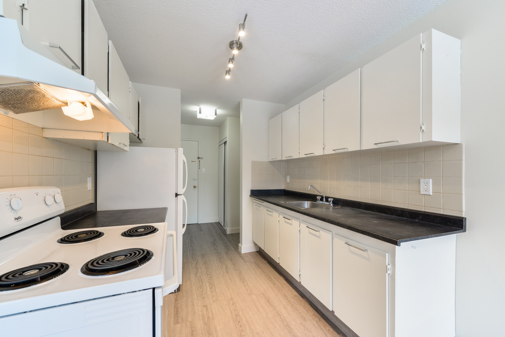 Terrace Garden Estates - Photo 32