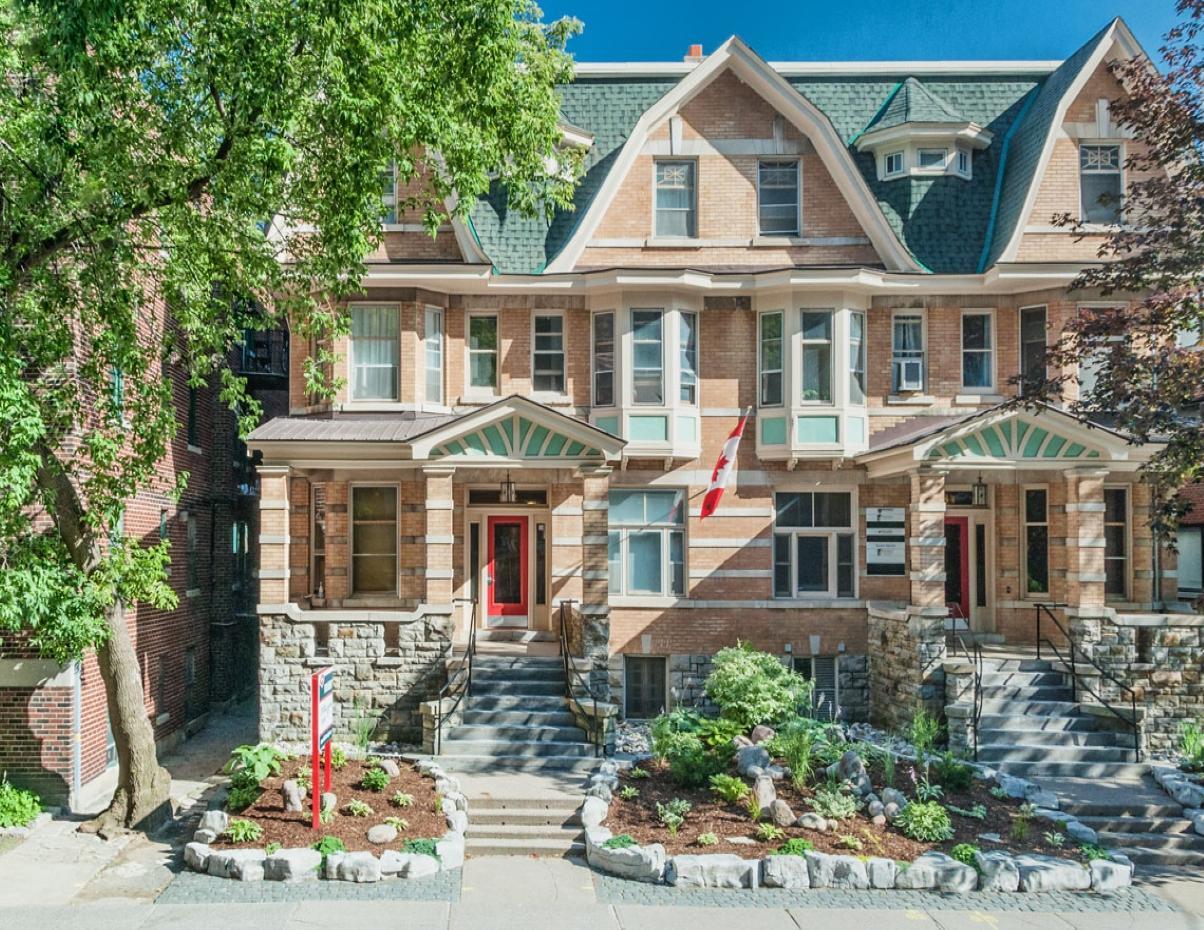 182 Lisgar Street
