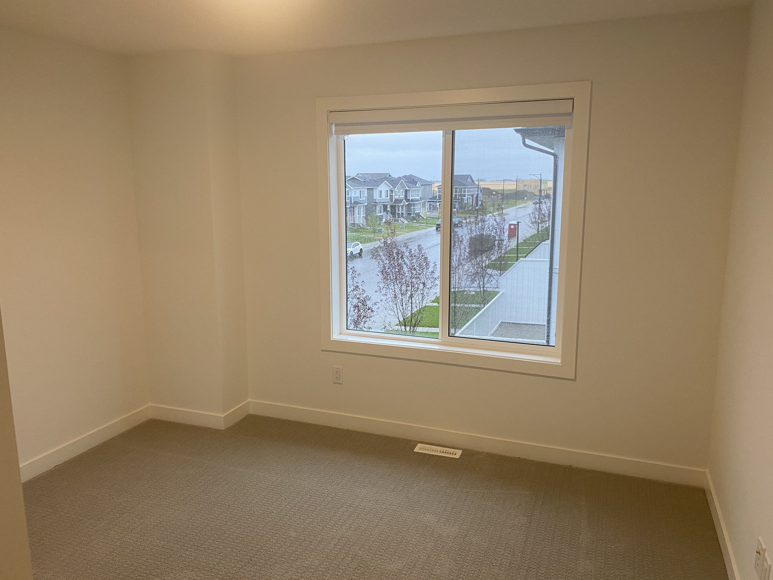 4 Bedroom 2.5 Bathroom Townhouse in Chestermere - SF243 - Photo 47