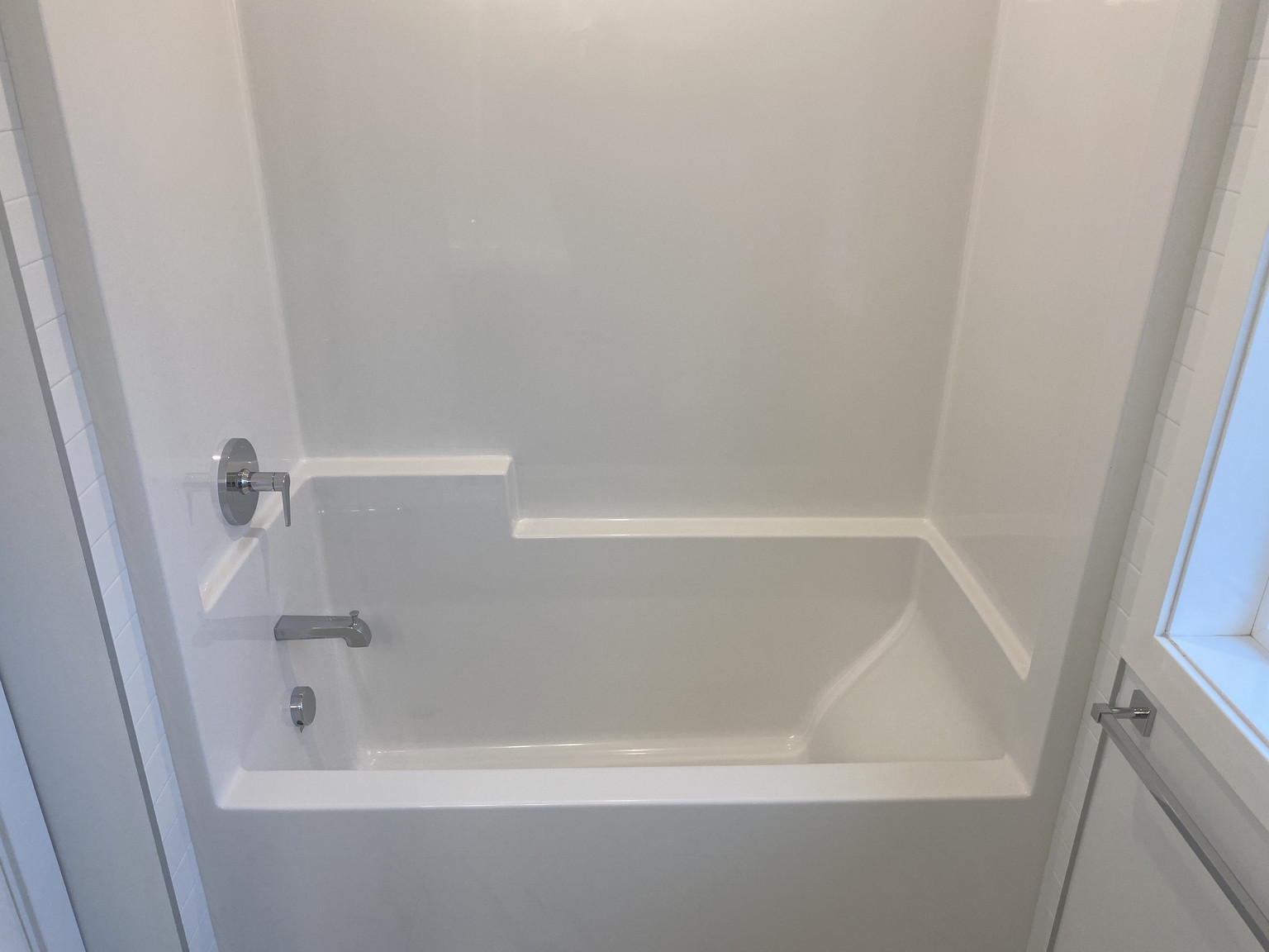 4 Bedroom 2.5 Bathroom Townhouse in Chestermere - SF243 - Photo 57