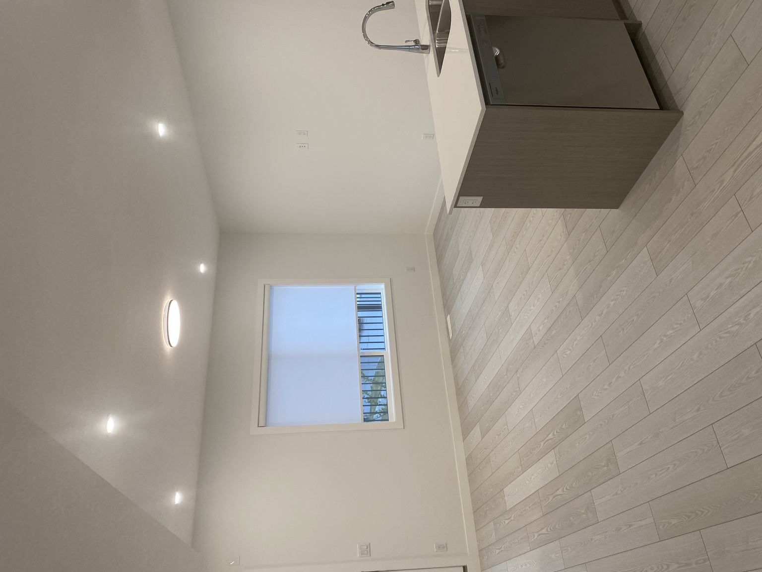 4 Bedroom 2.5 Bathroom Townhouse in Chestermere - SF243 - Photo 27