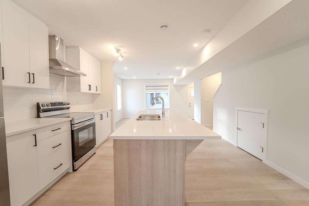 SF168 | 3 Bed, 2.5 Bath Townhouse Mahogany SE Calgary - Photo 7