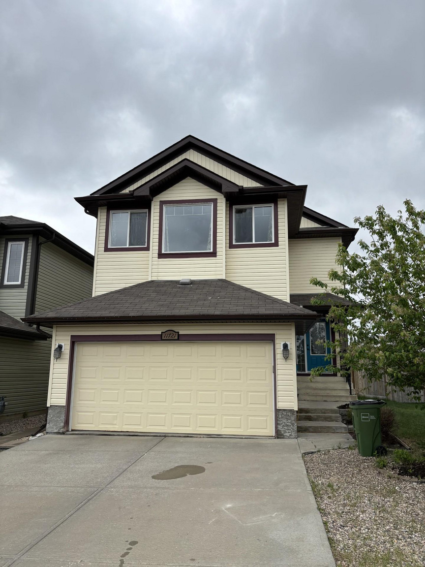  SF341 - 3 Bedroom, 2.5 Bathroom Main Floor Home | 11721 16A Ave SW 