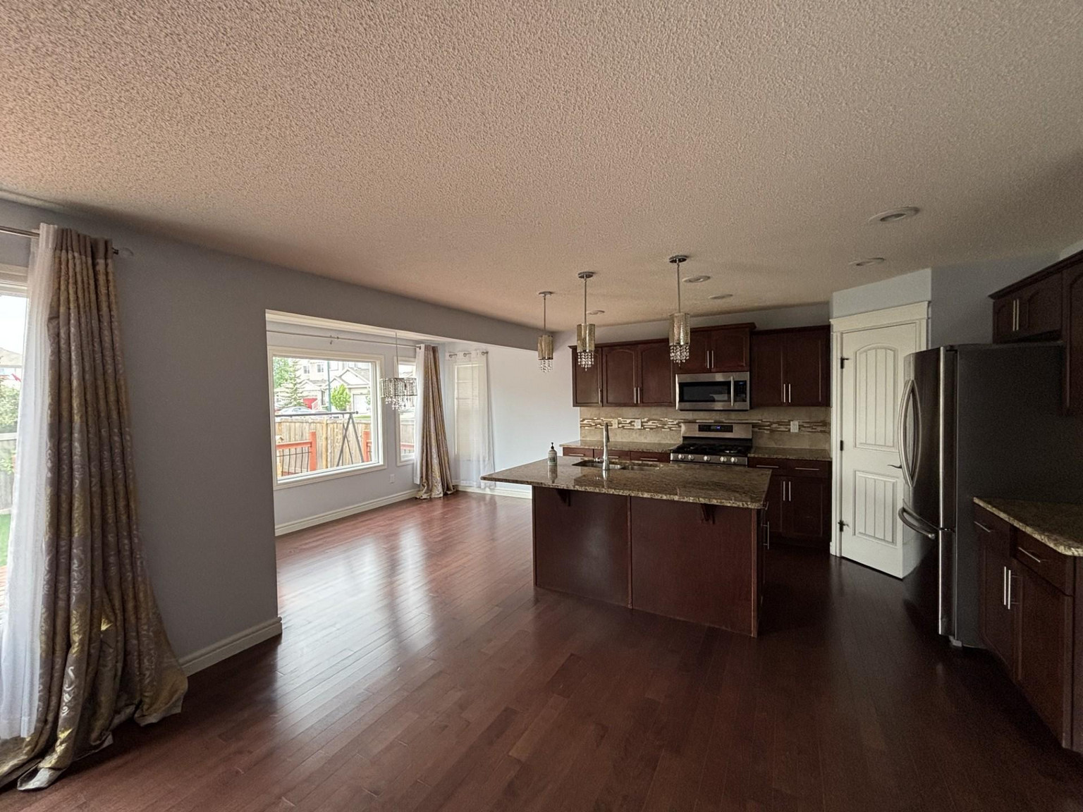  SF341 - 3 Bedroom, 2.5 Bathroom Main Floor Home | 11721 16A Ave SW  - Photo 5