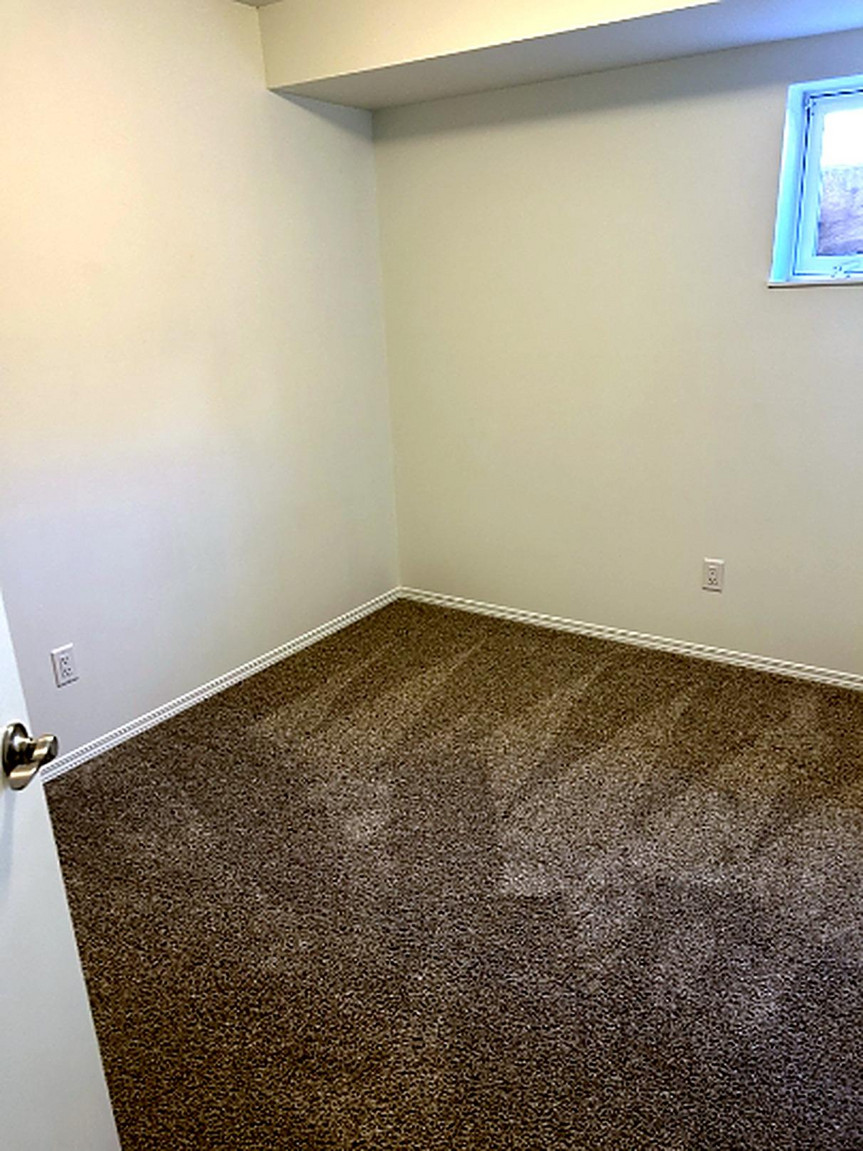 SF236 | 1 MONTH FREE | Spacious 3 Bedroom Basement Suite – Highlands - Photo 13