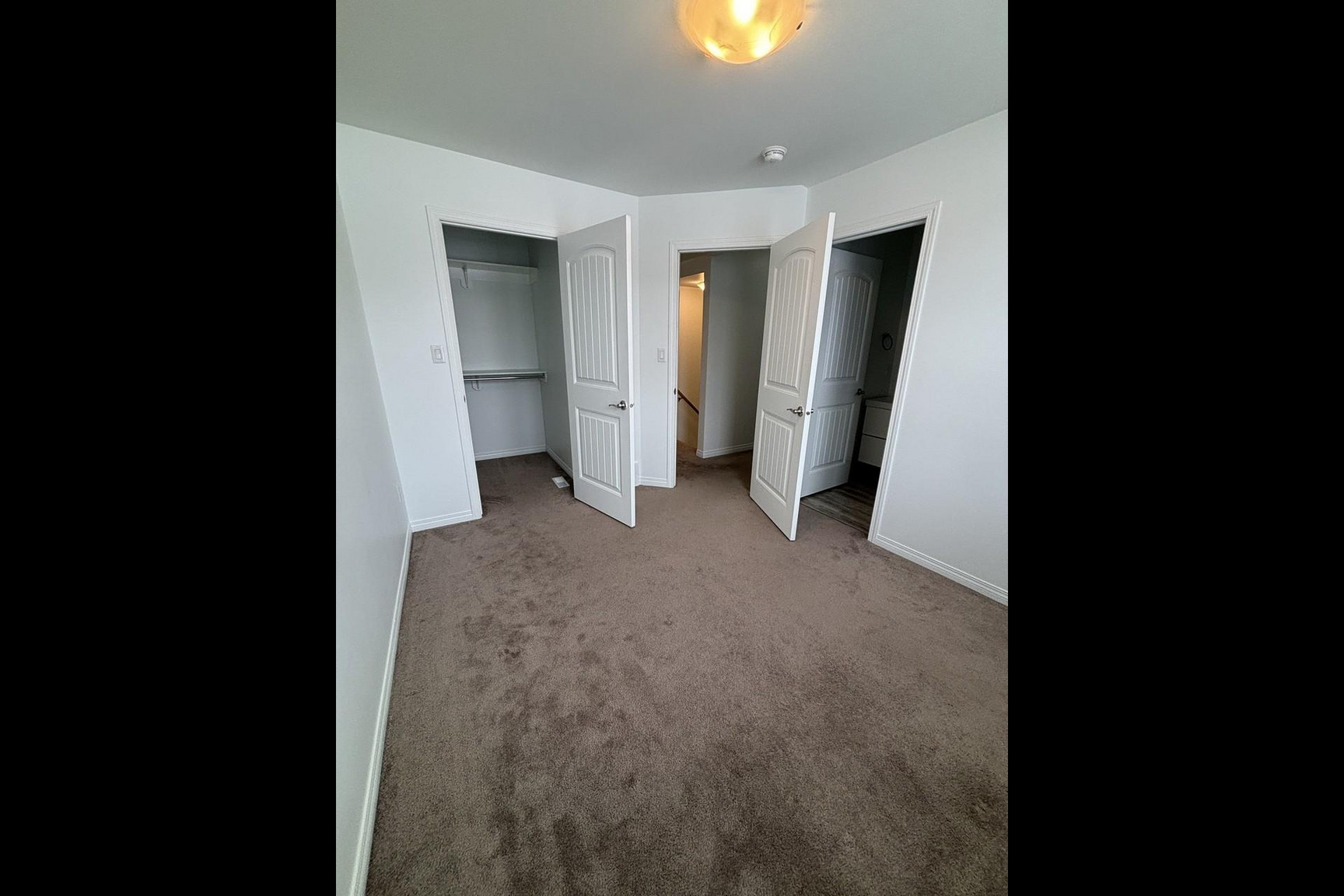 SF203 – Westwood Duplex for Rent | 4-Bed Main Floor 10509 122 Ave 12148 105 St NW | 1 Month Free - Photo 39