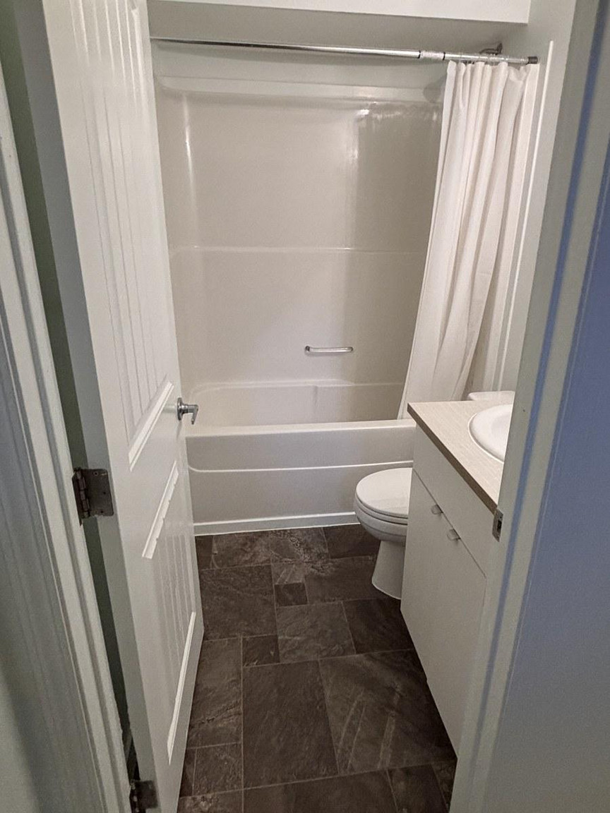 SF212 – 6404, 6406 & 6408 119 Ave NW | Multiple Units Available | 1 MONTH FREE - Photo 38