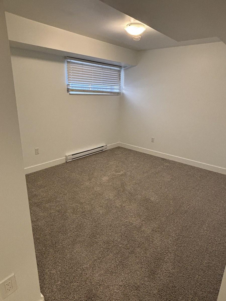 SF212 – 6404, 6406 & 6408 119 Ave NW | Multiple Units Available | 1 MONTH FREE - Photo 16
