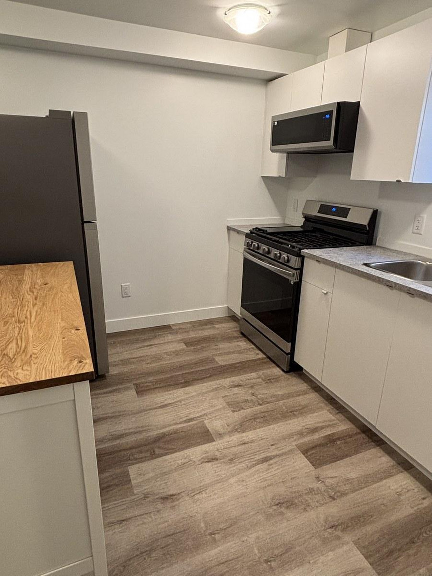 SF212 – 6404, 6406 & 6408 119 Ave NW | Multiple Units Available | 1 MONTH FREE - Photo 8