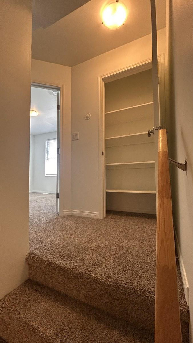 SF214 | 1 Month Free – Spacious 4 Bedroom Main Floor Home – Northwest Edmonton - Photo 69