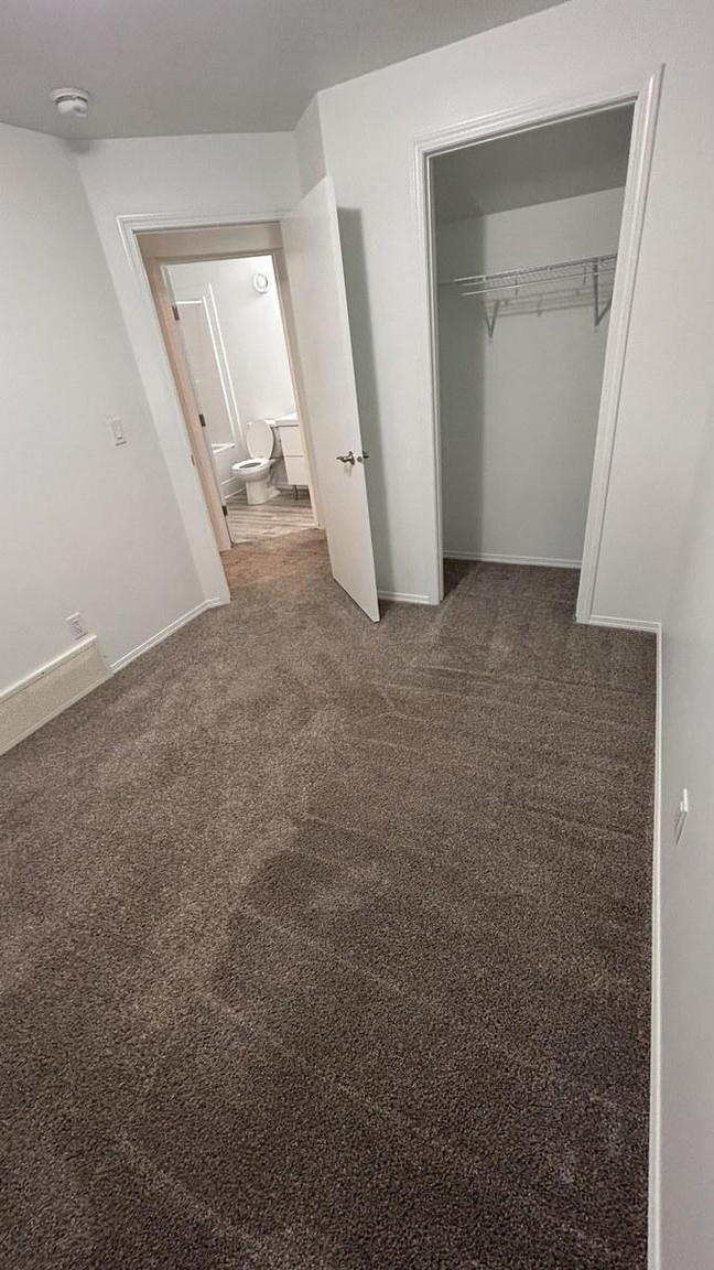 SF231 – Newton Duplex for Rent | 3-Bed Basement Suite + Garage | 11354 53 St NW Edmonton | 1 Mont... - Photo 20
