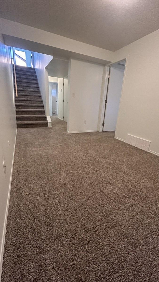 SF234 – Newton Duplex for Rent | Two 3-Bed Basement Suites | 12208/12210 57 St NW Edmonton | 1 Mo... - Photo 48