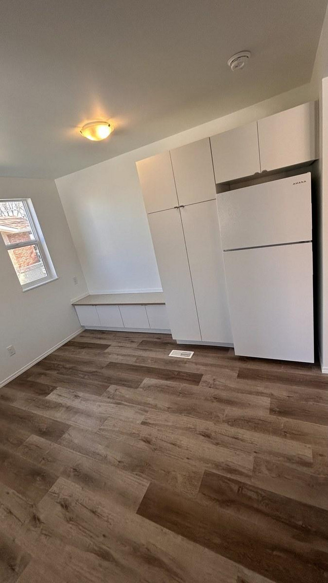 SF234 – Newton Duplex for Rent | Two 3-Bed Basement Suites | 12208/12210 57 St NW Edmonton | 1 Mo... - Photo 14