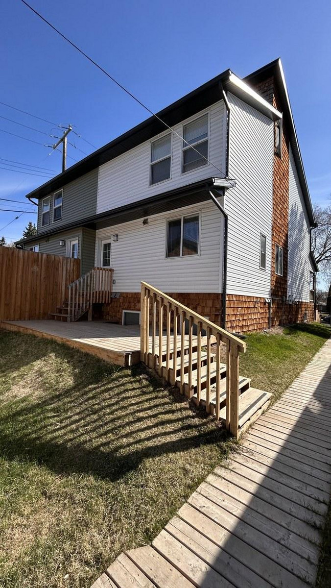SF234 – Newton Duplex for Rent | Two 3-Bed Basement Suites | 12208/12210 57 St NW Edmonton | 1 Mo... - Photo 60