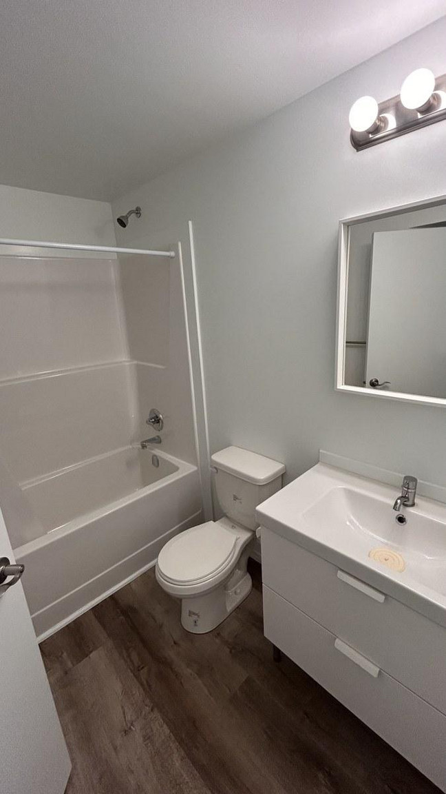 SF236 | 1 MONTH FREE | Spacious 3 Bedroom Basement Suite – Highlands - Photo 21