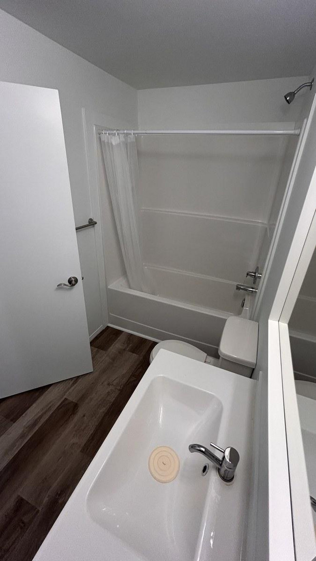 SF236 | 1 MONTH FREE | Spacious 3 Bedroom Basement Suite – Highlands - Photo 23