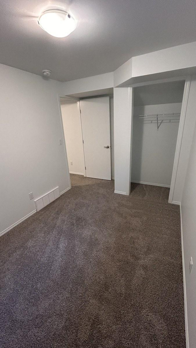 SF236 | 1 MONTH FREE | Spacious 3 Bedroom Basement Suite – Highlands - Photo 55